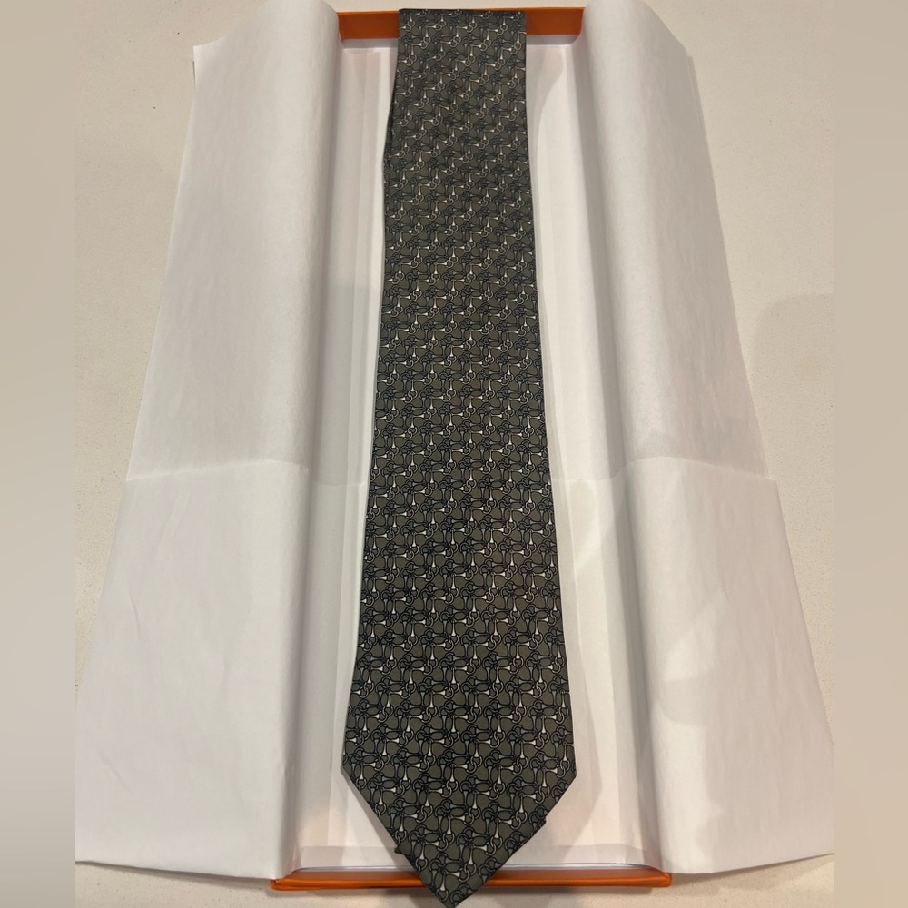 Elegant Black Patterned Men's Tie